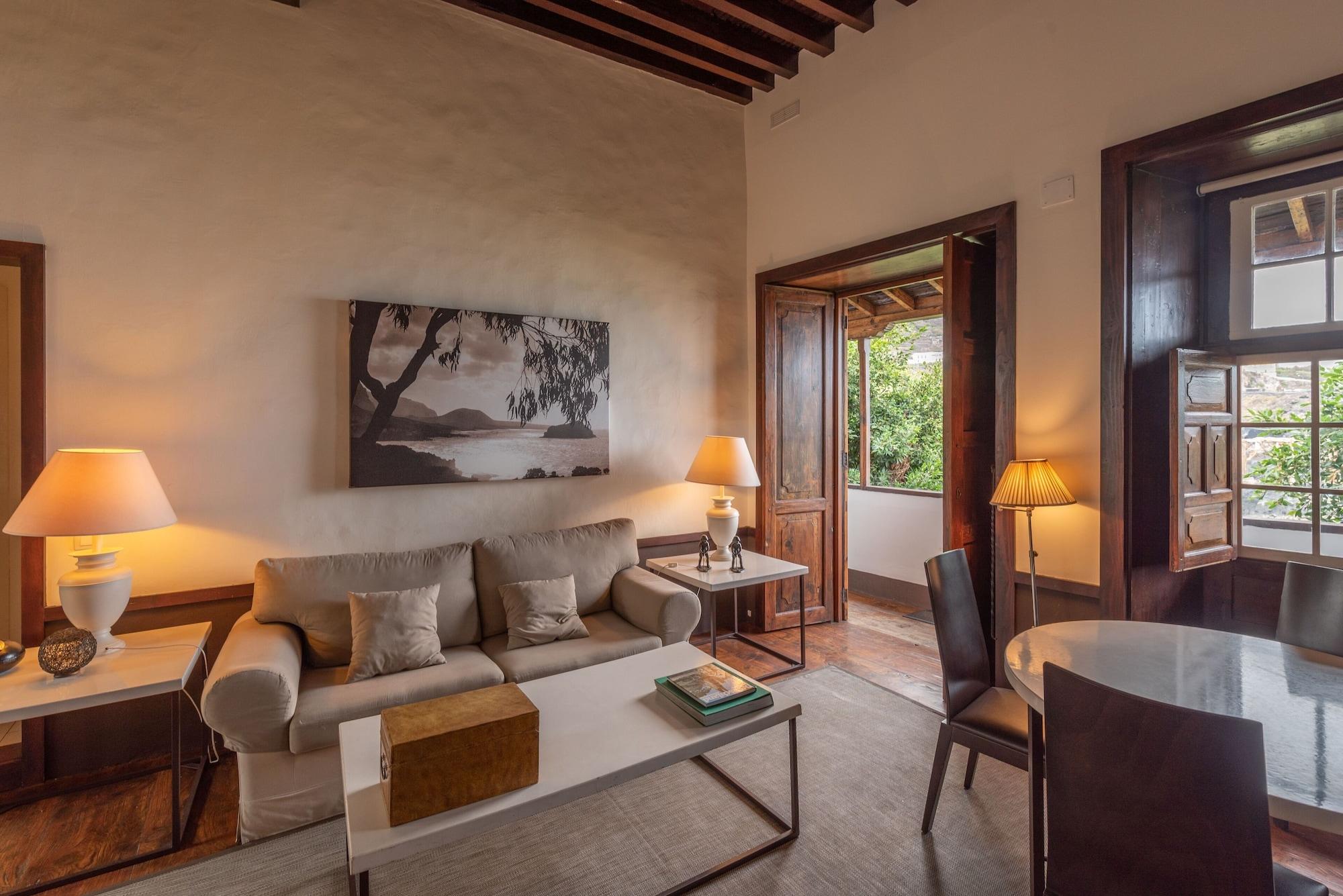 Isla Baja Suites Garachico  Exterior photo